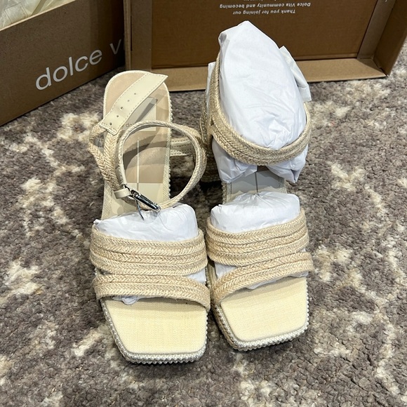 Dolce vita - Picture 1 of 4
